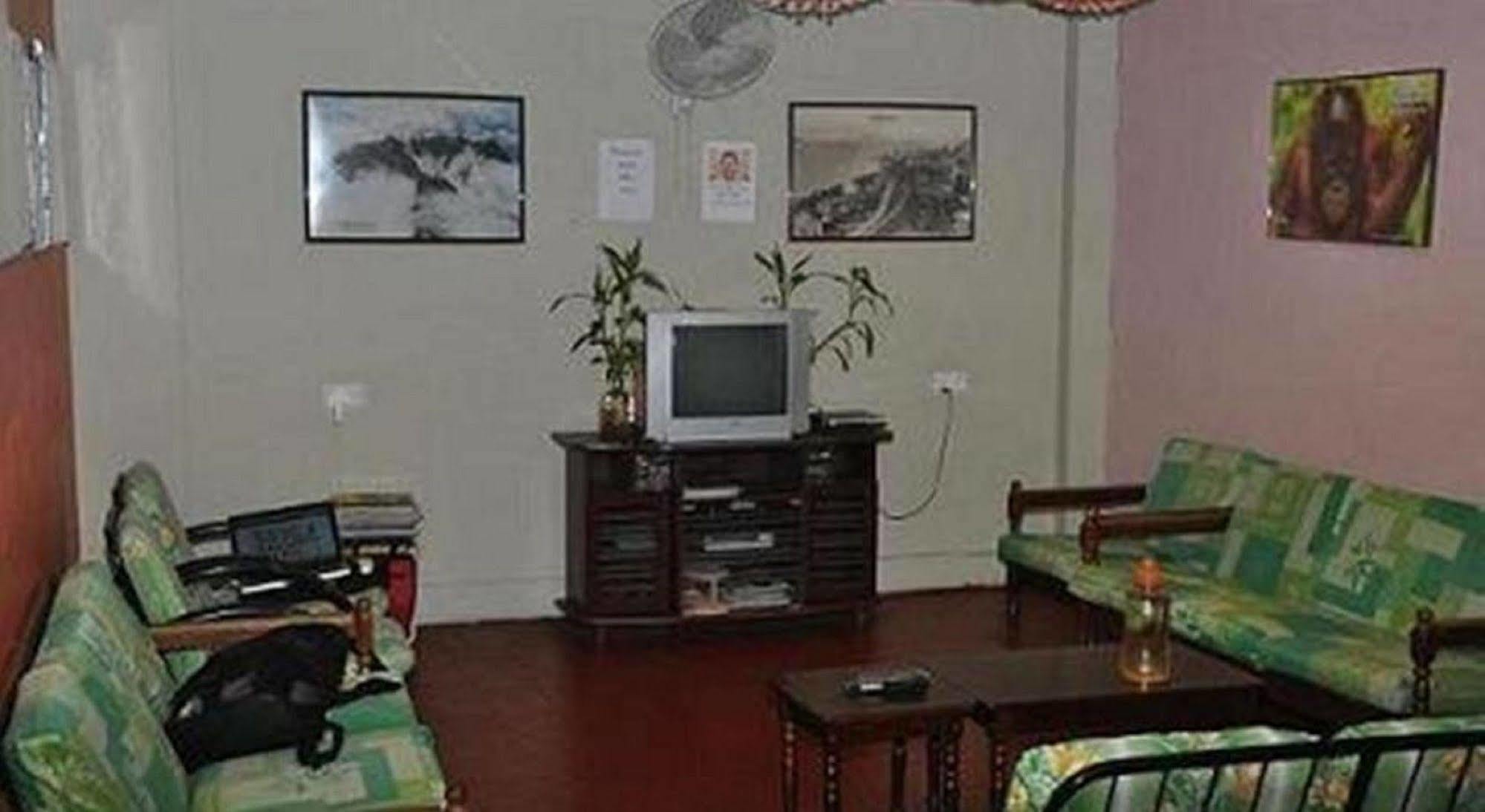 Stay In Lodge Kota Kinabalu Extérieur photo